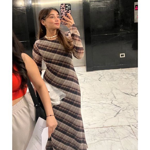 ZARA Plaid Long Sleeve Printed Maxi Dress NWT Size M - Picture 9 of 15